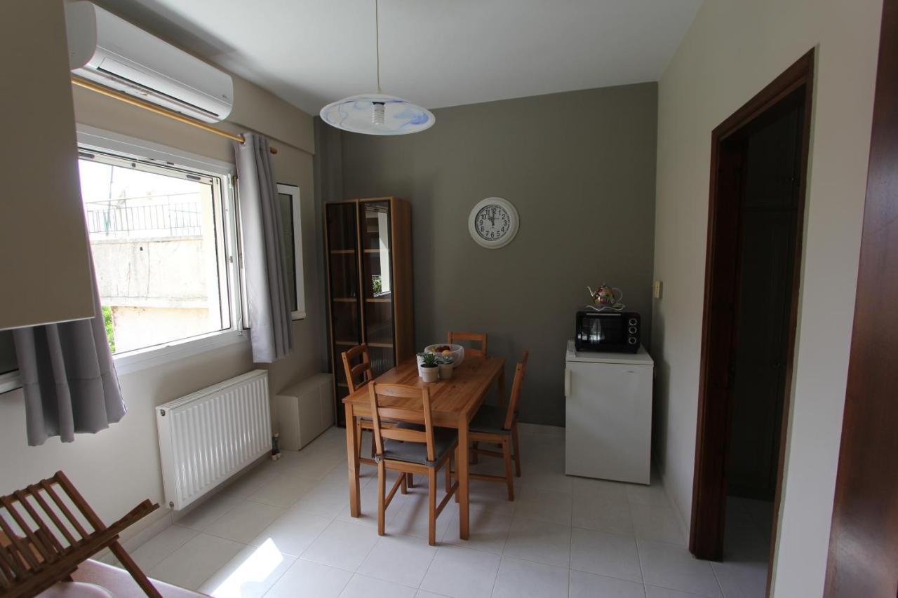 Cozy Apartment In The Heart Of The Town อาร์กอสโตลี ภายนอก รูปภาพ