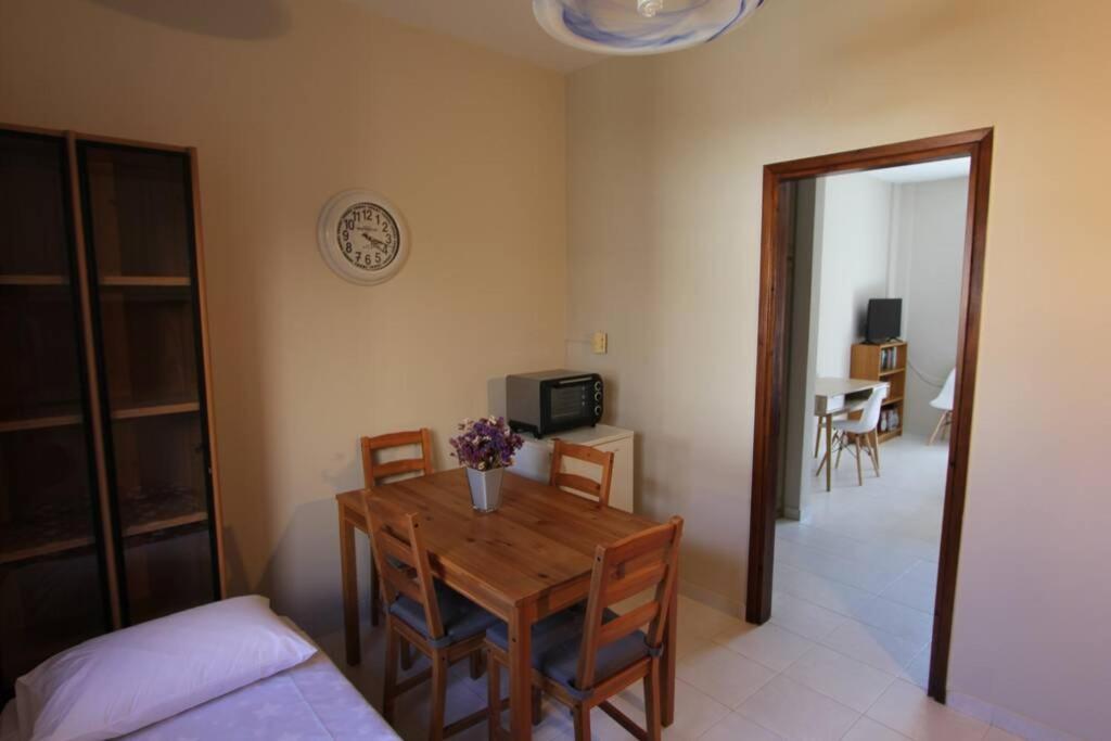 Cozy Apartment In The Heart Of The Town อาร์กอสโตลี ภายนอก รูปภาพ